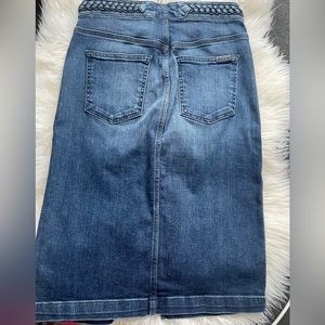 7 for all Mankind MIDI Skirt size 28